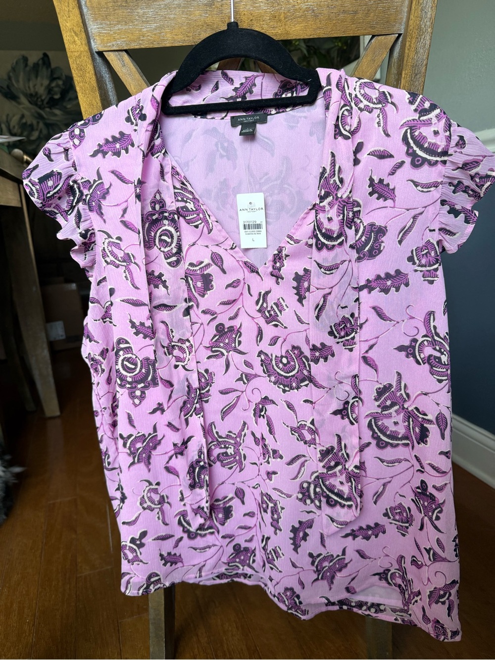 Anne Taylor Purple Floral V-Neck Short Sleeve Blouse